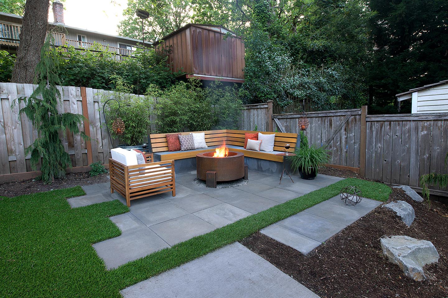 Budget Backyard Landscaping1