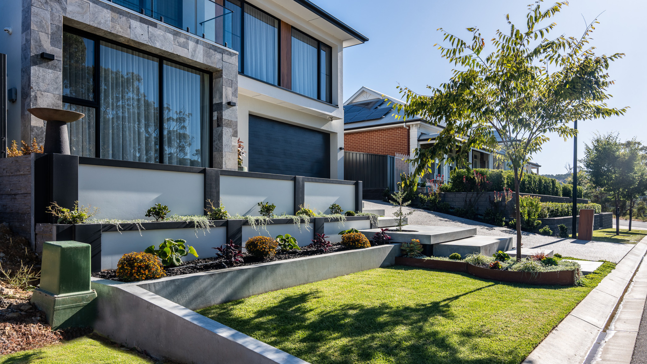 Durable retaining wall design in Sydney